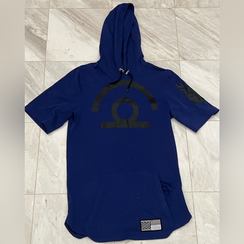 Nike Air Short Sleeved hoodie Warmup